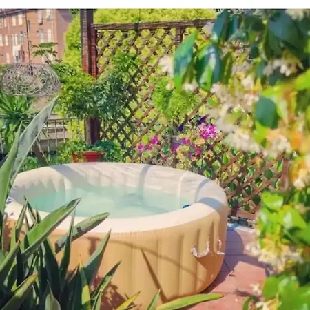 Exotic Flavour House 招待所